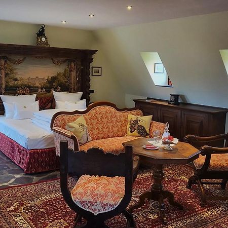 Burghotel Auf Schoenburg أوبرفيزل المظهر الخارجي الصورة