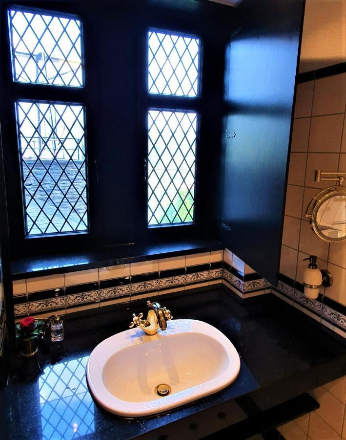 Burghotel Auf Schoenburg أوبرفيزل المظهر الخارجي الصورة