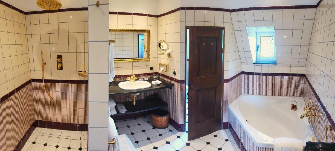 Burghotel Auf Schoenburg أوبرفيزل المظهر الخارجي الصورة