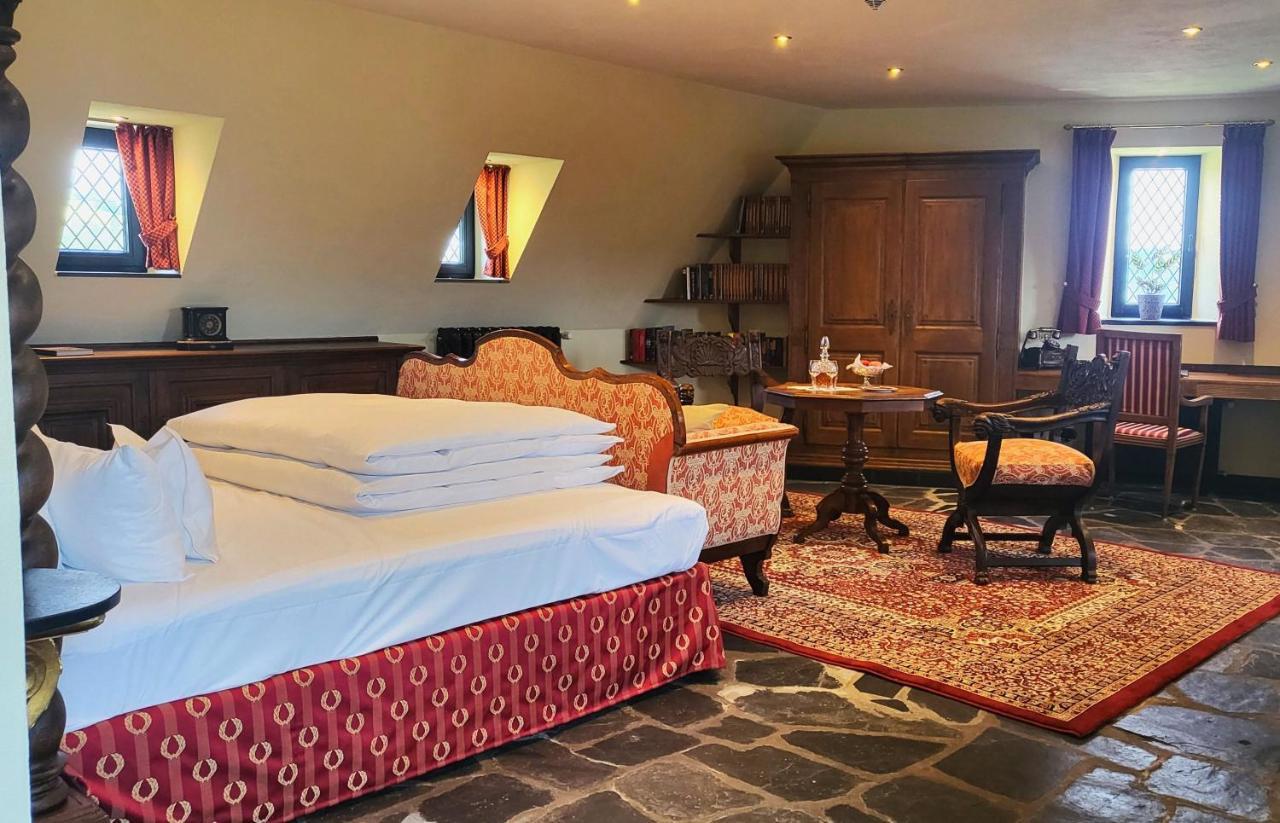 Burghotel Auf Schoenburg أوبرفيزل المظهر الخارجي الصورة